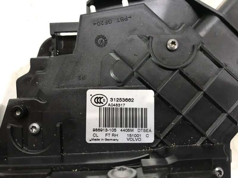 Замок дверей 31253662 Volvo XC60