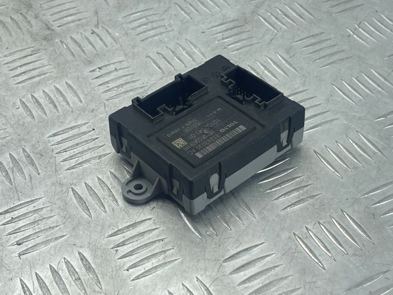 Блок керування дверей 31343030 Volvo XC60