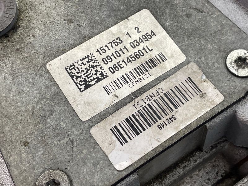 Компресор наддуву 06E145601L Audi Q7