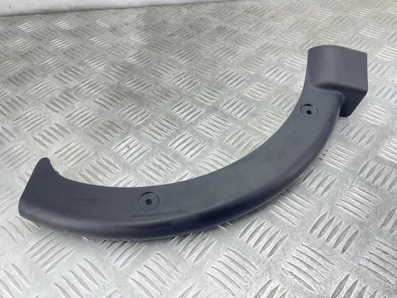 Накладка петли багажника 8W5971821 Audi A4