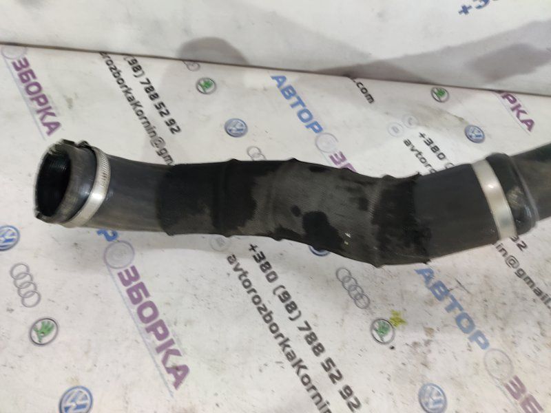 Патрубок повітряний HG936C646 Ford Fusion