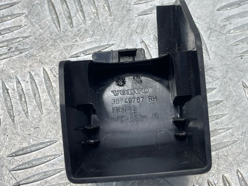 Накладка 30749767 Volvo XC60