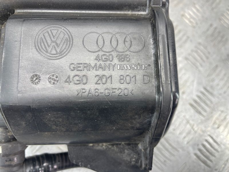 Aдсорбер 4G0201801D Audi A7