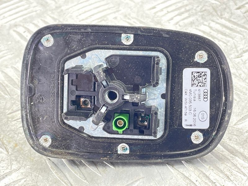 Антена на дах 4M0035503C Audi Q7 Audi Q5 PHEV, Audi A4, Audi A4 Allroad, Audi A5, Audi A5 Sportback, Audi Q3, Audi Q5, Audi Q7, Audi RS5, Audi RS5 Sportback, Audi S4, Audi S5, Audi S5 Sportback, Audi SQ5