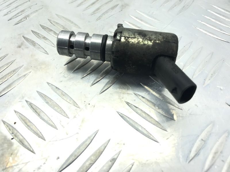Клапан електромагнітний 06E115243G Volkswagen Touareg