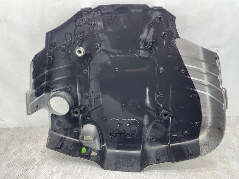 Кришка двигуна декоративна 4L0103925E Audi Q7 Audi Q7