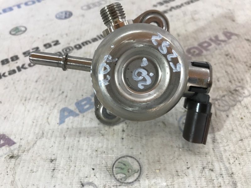 Паливний насос K2GE9D376AA Ford Escape