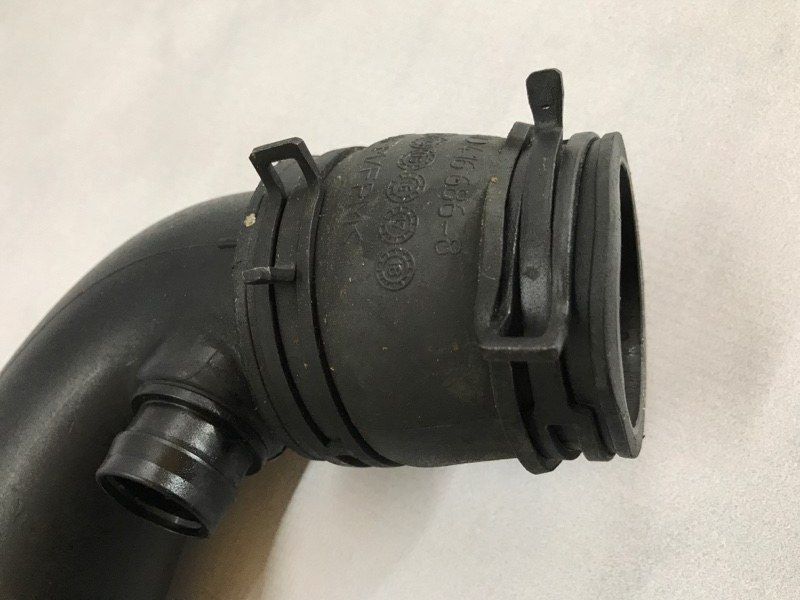 Патрубок повітряного фільтра 1k0129654be Volkswagen CC