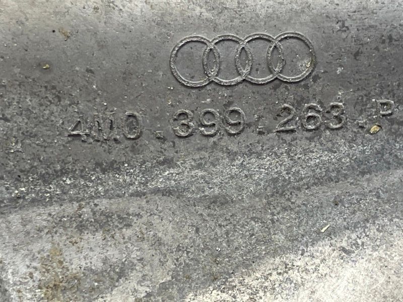 Траверса АКПП 4M0399263P Audi Q7 Audi Q7, Audi Q8