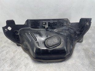 Водовідвідний короб 8W0819523F Audi A4
