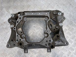 Траверса АКПП 4M0399263E Audi Q7 Audi Q7, Audi Q8