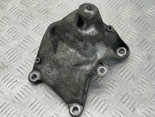 Кронштейн 8W0199308R Audi A6