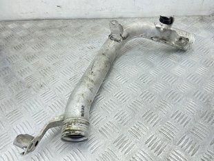 Патрубок інтеркулера 31370288 Volvo XC90