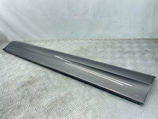 Накладка дверей передня права 4L0853960F Audi Q7 Audi Q7