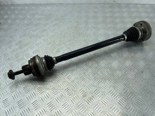Піввісь 8R0501203C Audi A8