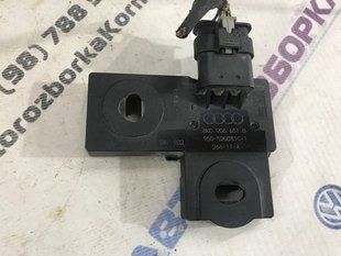 Датчик уровня топлива 8K0906651B Audi A8