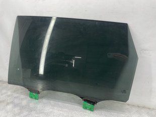 Стекло двери 4M0845025B Audi Q7