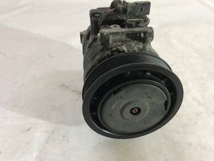 Компресор кондиціонера 4E0260805AR Audi Q7