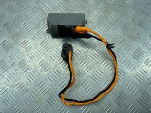 Інвертор напруги 7P6907155D Volkswagen Touareg