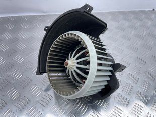Вентилятор пічки 4L1820021B Audi Q7