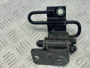 Петля двери нижняя 3C8833412B Volkswagen CC