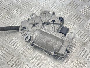 Двигатель доводчика крышки багажника 4M0827887B Audi Q7