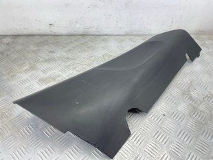 Облицювання стійки 31651896 Polestar 2