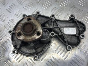 Помпа водяна 059121008J Volkswagen Touareg
