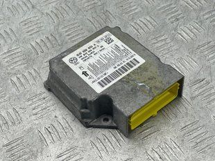Блок управления подушками безопасности / SRS 8U0959655A Audi Q3