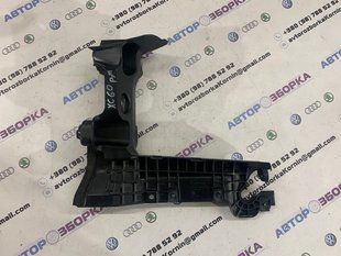 Кріплення акумулятора 31298096 Volvo XC60