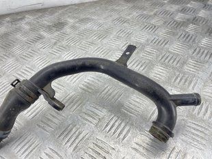 Трубопровід системи охолодження 06J121065F Volkswagen CC