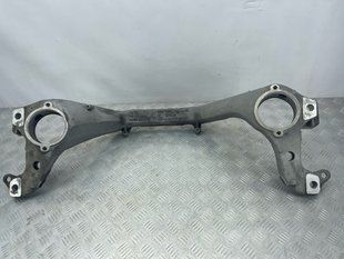 Кронштейн опори двигуна 7P0199207A Volkswagen Touareg