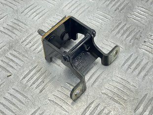 Петля крышки багажника 31371076 Volvo XC90