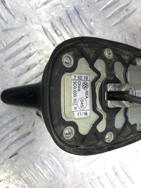 Aнтена плавник 3C0035507R Volkswagen Touareg