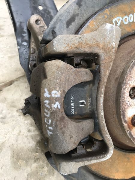 Супорт гальмівний 5N0615404 Volkswagen Tiguan