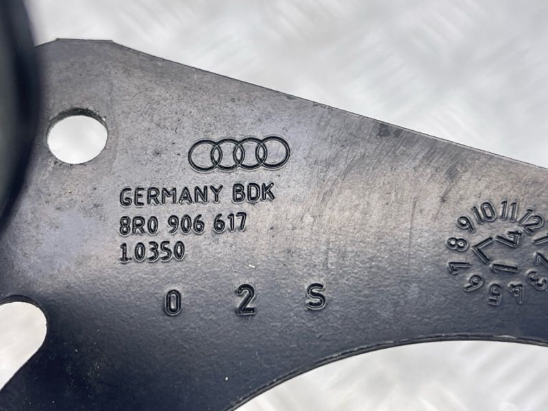 Кронштейн насоса вторичного воздуха 8R0906617 Audi Q5