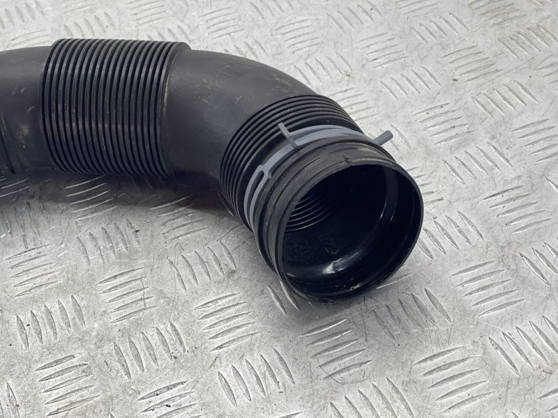 Патрубок 5C0129684 Volkswagen Passat