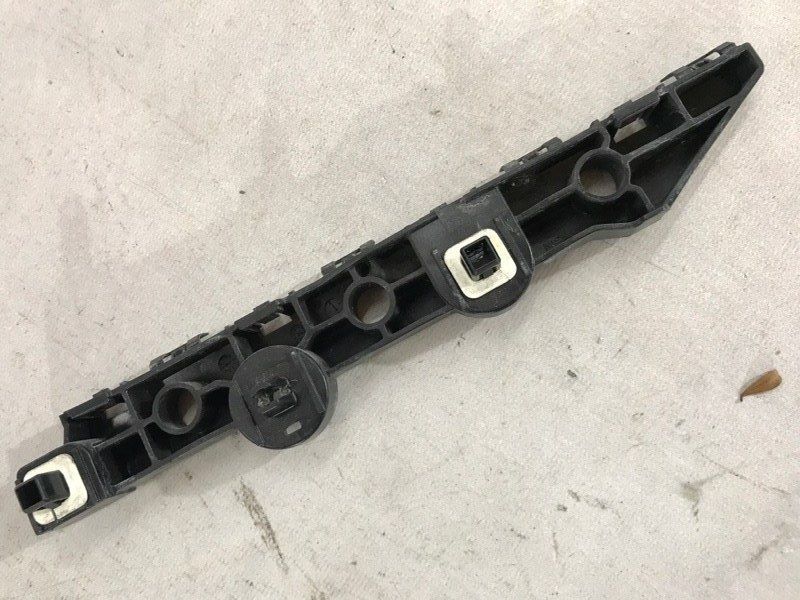 Кронштейн заднего бампера нижний 852214GA0A Infiniti Q50