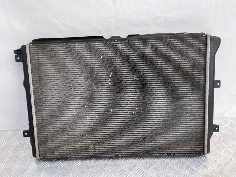 Радіатор охолодження двигуна 5N0121253L Volkswagen Tiguan