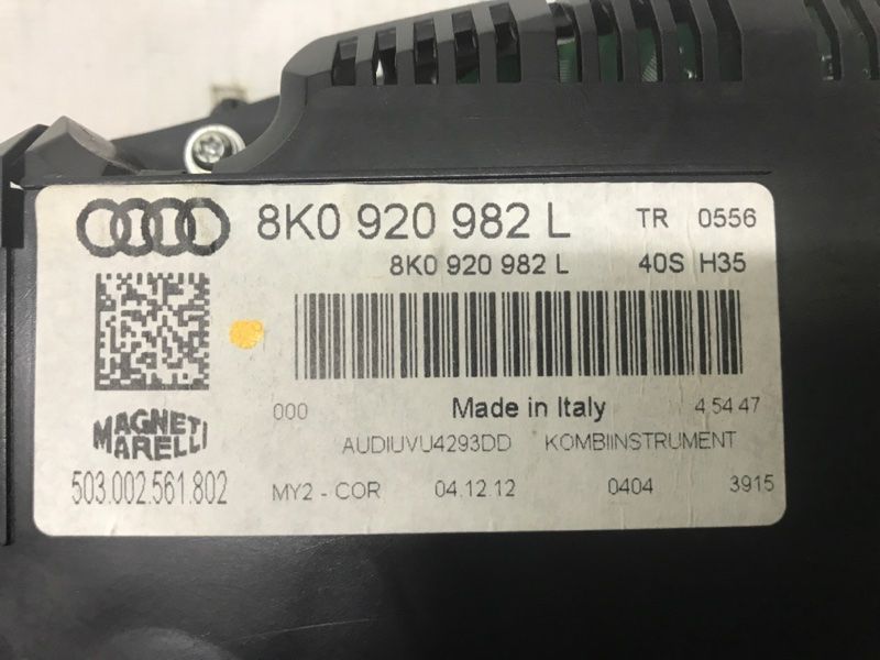 Комбинация приборов / Спидометр 8K0920982L Audi S4
