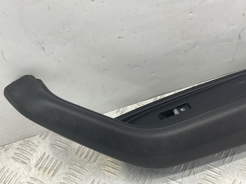 Подлокотник двери 8W0867174 Audi A4