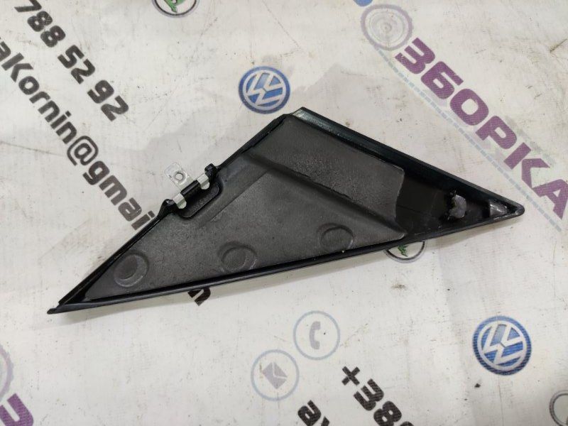 Кутовий молдинг дверей 4G8837637A Audi A7