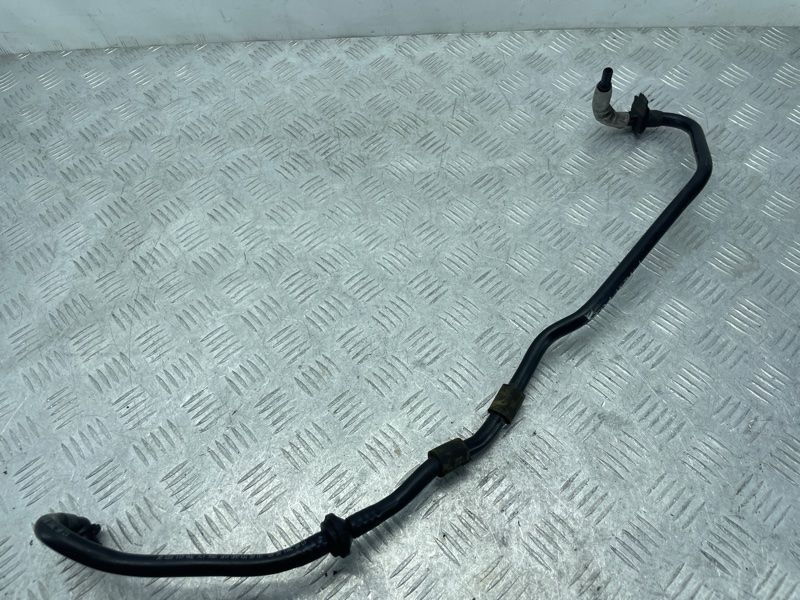 Трубка вакуумна 7P0611932AF Volkswagen Touareg