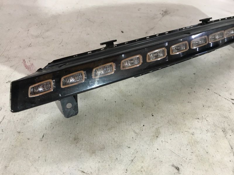 Указатель поворота LED 4L0953041D Audi Q7