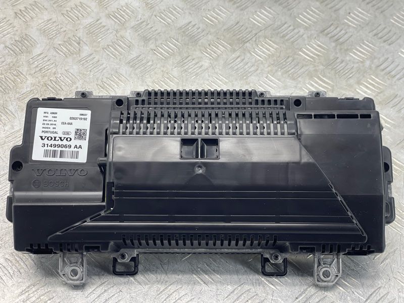 Комбінація приладів 31499069 Volvo XC90