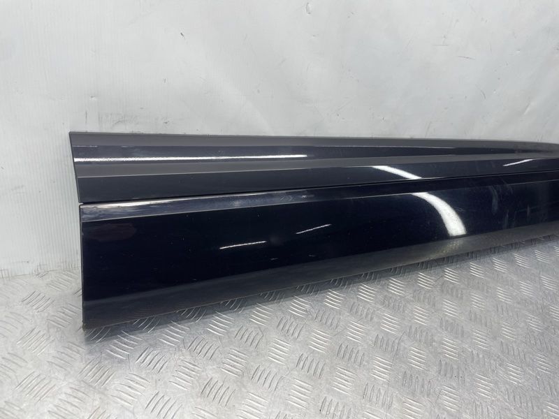 Накладка двери 4M0853960B Audi Q7