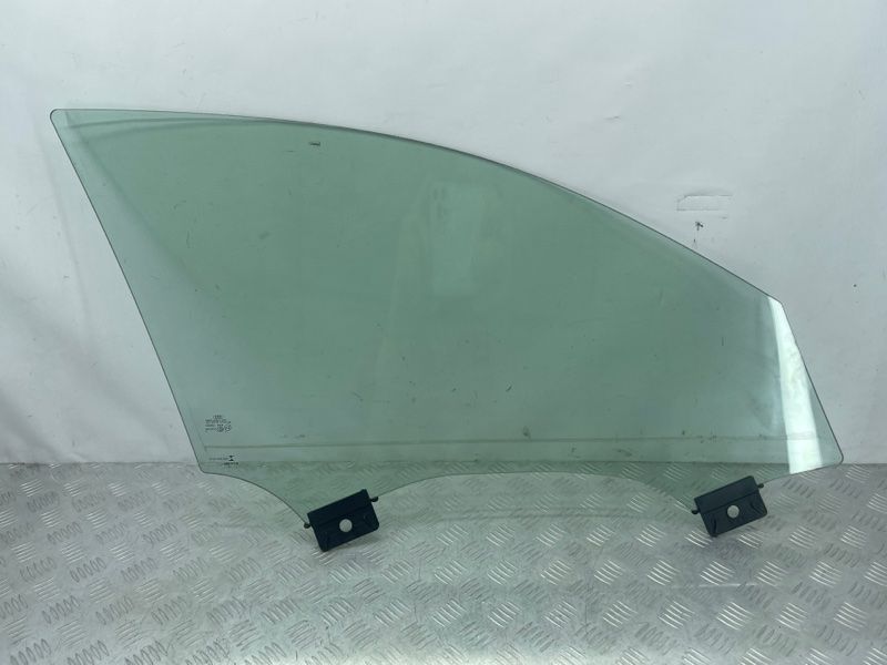 Скло дверей багатошарове 4G0845021C Audi A6