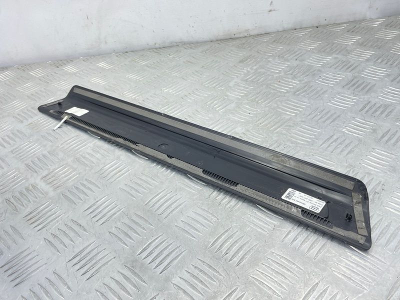 Накладка порога 4M0947406 Audi Q7