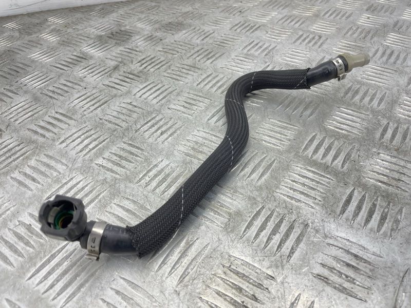 Трубка вакуумна 4G0611931BM Audi A6