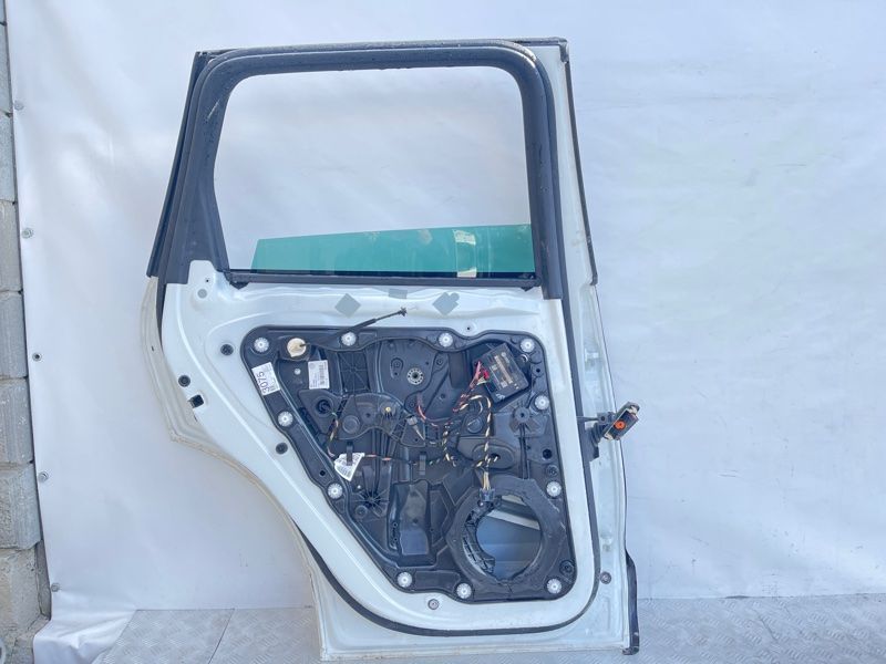 Двері 7P0833055A Volkswagen Touareg